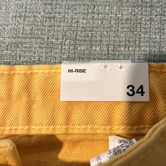 ZARA Yellow Shorts Size 2 - Picture 4 of 7